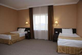 Отель Hotel Aner Нур-Султан Двухместный номер с 2 отдельными кроватями-9